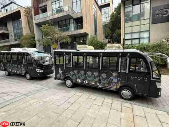 《黑神话:悟空》线下店今日开启试营业!精致琉璃葫芦太吸睛