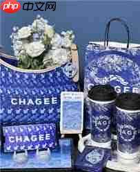 哪里有霸王茶姬微笑江豚托特包门店