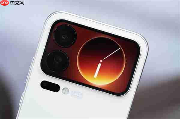 多一块屏对标iPhone 17 Pro Max!小米17 Pro Max图赏