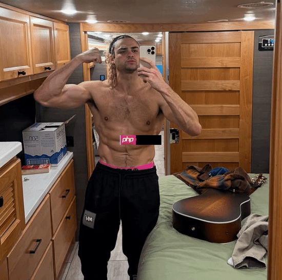 《街头霸王》真人电影春丽形象首曝！还有肯的肱二头肌