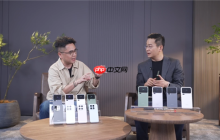 卢伟冰现场开箱小米17 Pro 套上手机壳秒变游戏掌机