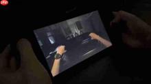 Switch2掌机玩《生化危机9》实机:画面降级但流畅
