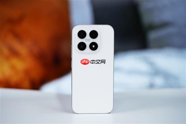 郭明錤:小米17系列出货量下调20%预计约800万台 标准版销量被苹果17压制