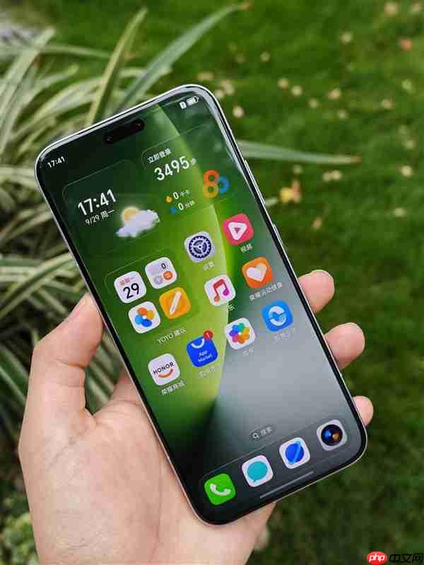 荣耀Magic8 Pro真机出炉:同期唯一支持3D人脸识别的骁龙旗舰