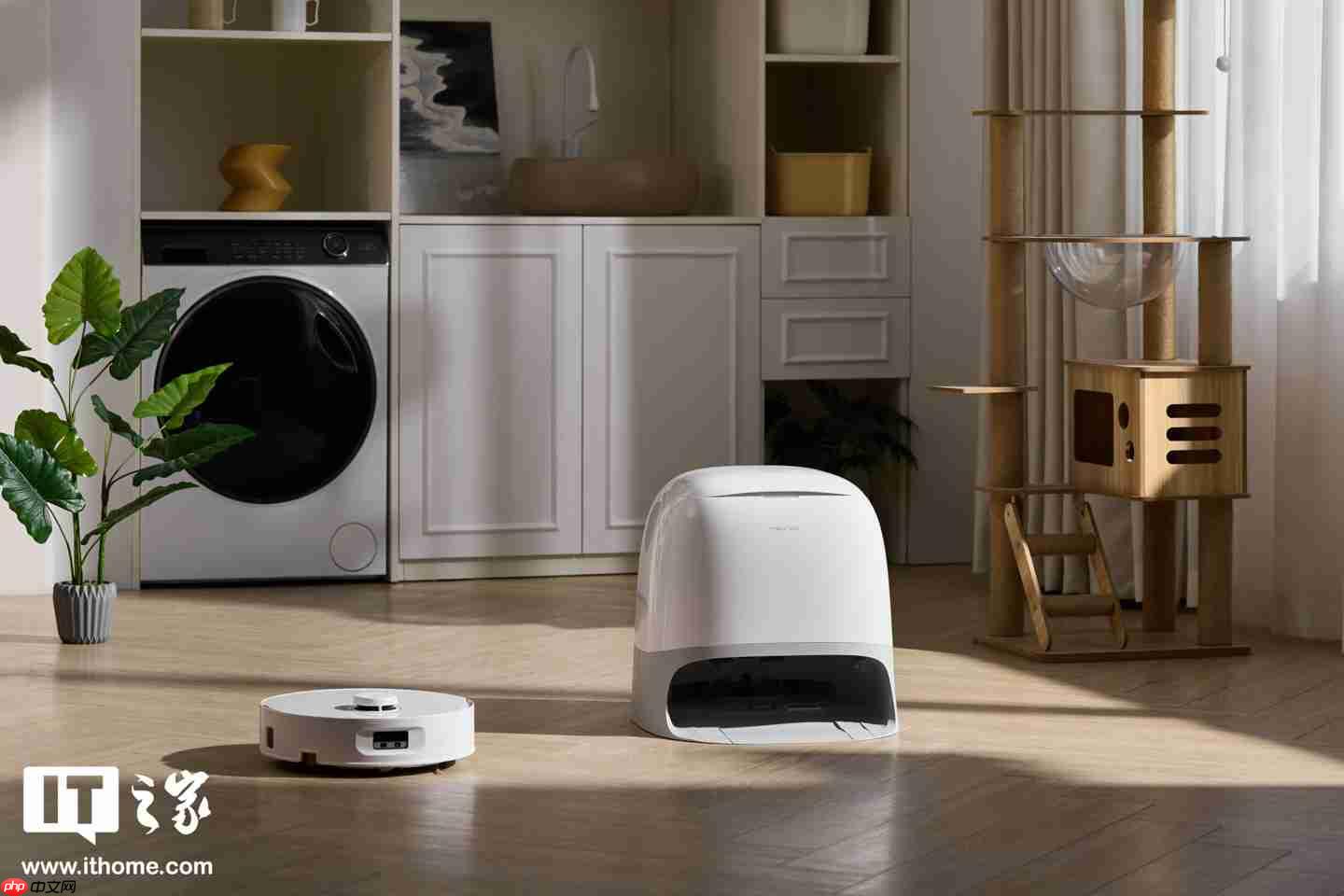 【IT之家实拍】石头首款滚筒活水扫拖机器人:石头 P20 活水版图赏