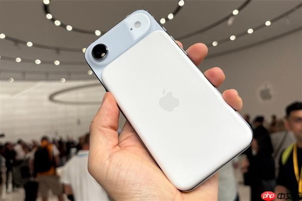 iPhone Air快来了!联通开启eSIM预约