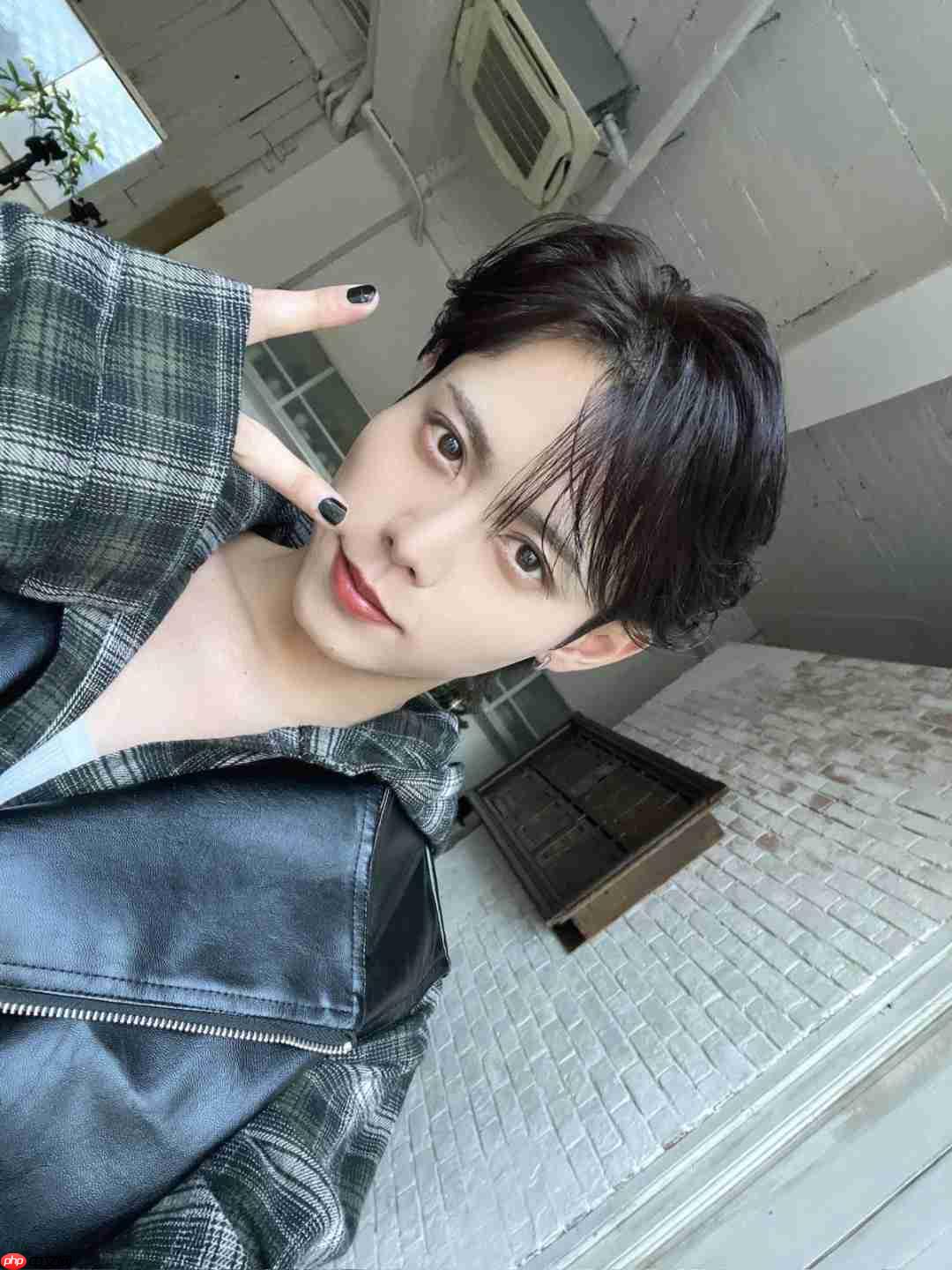 《寂静岭f》角色和演员对比图赏 全是俊男靓女!