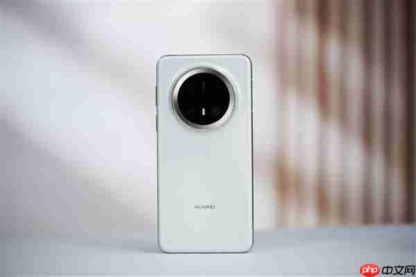 华为Mate 80系列11月发布！居中大圆后摄 全新麒麟芯