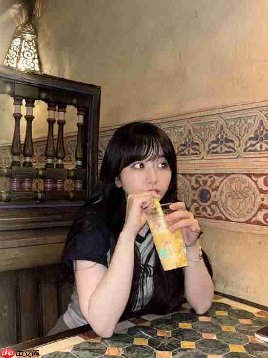 《寂静岭f》美女脸模晒PS5光盘照片 游戏内形象惊悚比鬼更恐怖