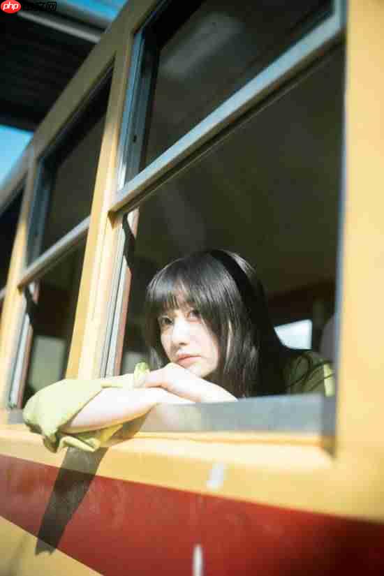 《寂静岭f》美女脸模晒PS5光盘照片 游戏内形象惊悚比鬼更恐怖