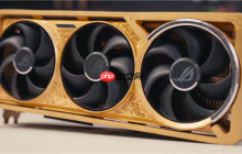 揭秘全球唯一黄金版RTX 5090D！6公斤黄金 神秘大佬买走