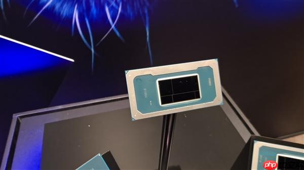 Intel Panther Lake性能提升50%、功耗降低30%!18A工艺立大功