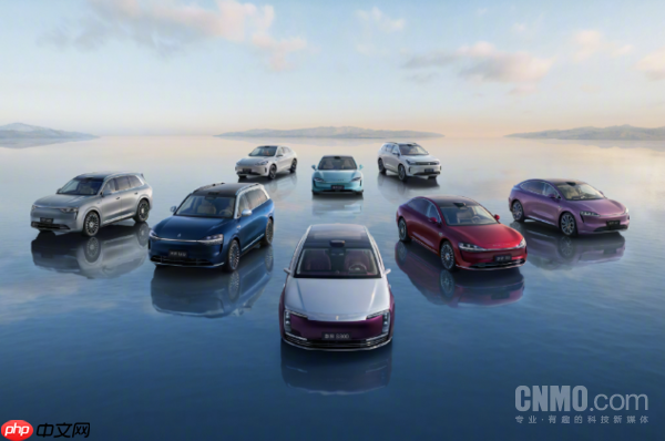 鸿蒙智行国庆订单破4.85万台 问界M7、M8占比超50%