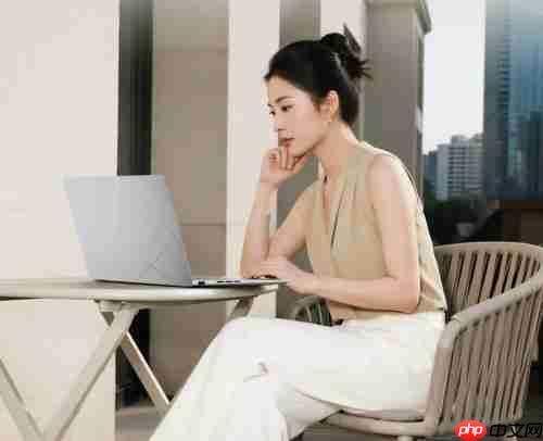 双十一AI PC首推华硕灵耀14 2025 职场移动办公理想之选