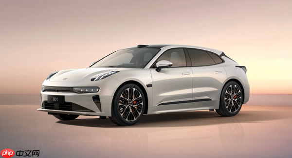 焕新版极氪001上市 全系900v＋激光雷达 26.98万起