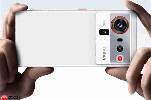 努比亚倪飞：友商把街拍当卖点但没调好硬件 真解决用户痛点的不多