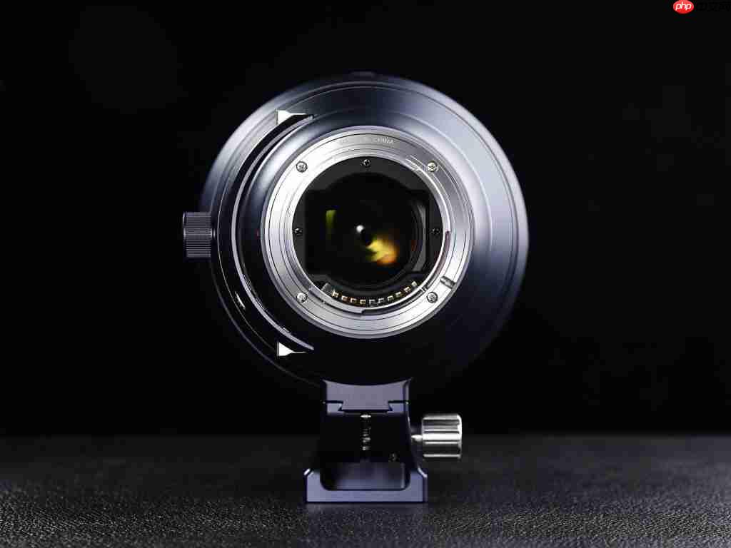  老蛙首款大光圈定焦自动对焦镜头 老蛙 AF FF 200mm F2.0 C-Dreamer 镜头评测 