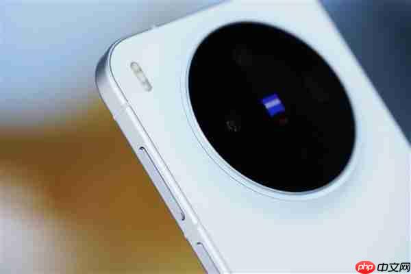 满血2亿灭霸主摄！vivo X300图赏