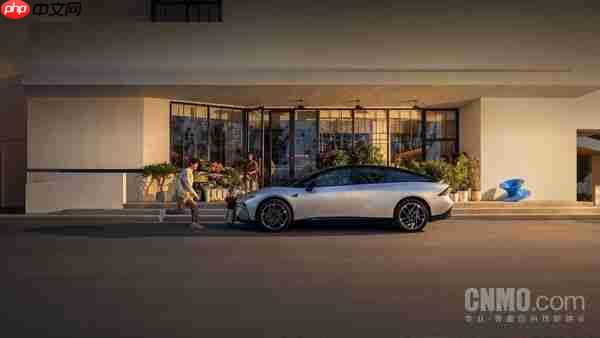 小鹏P7+累计交付8万台！95后占80% 女性占40%