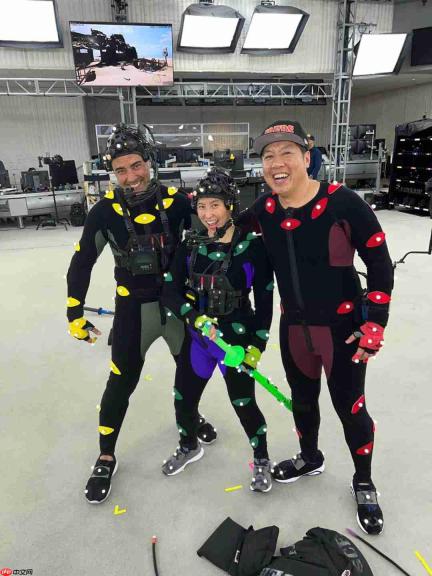 女主笑得真甜!《羊蹄山之魂》动捕幕后照公开!