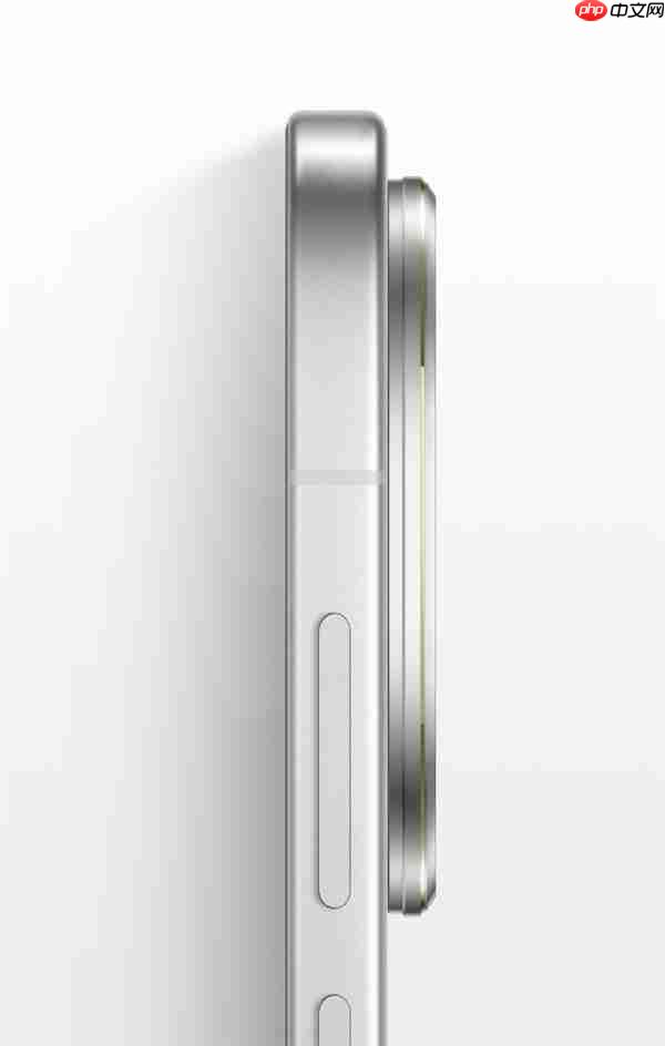 真我外观质感新巅峰!GT8 Pro设计细节公布 行业首创机械拼装+金属中框