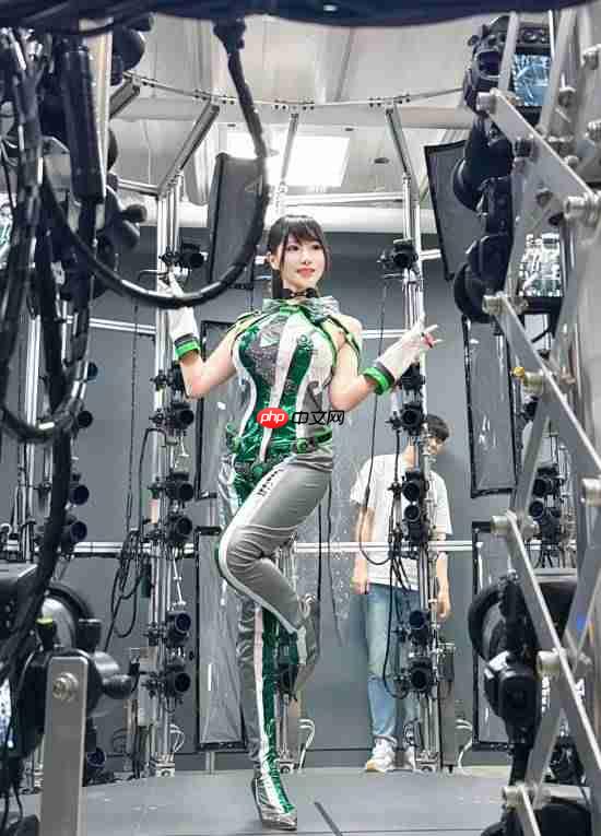 知名Coser拜访《剑星》开发商！新照尝试3D扫描