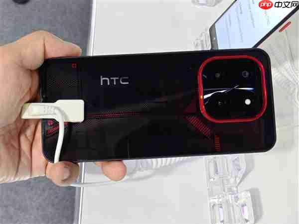 昔日安卓机王者!HTC手机要回归:电竞风格新机亮相