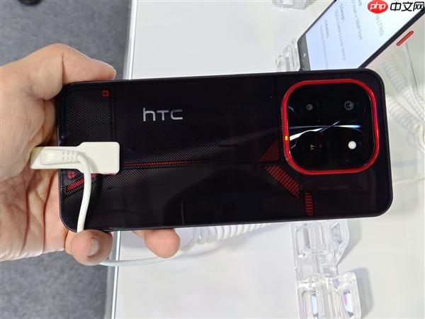 昔日安卓机王者！HTC手机要回归：电竞风格新机亮相