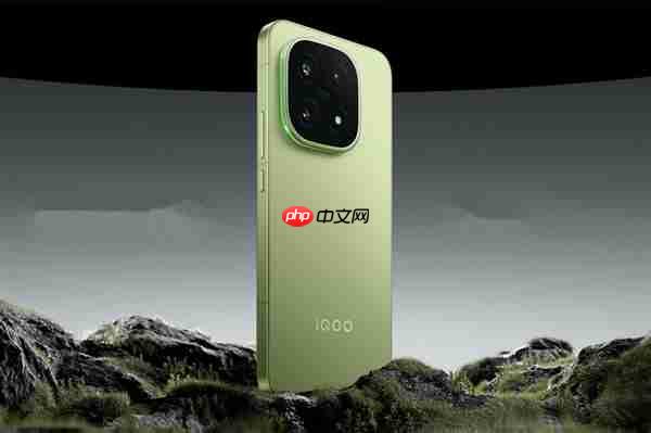 iQOO 15未发先火:预约量突破260万