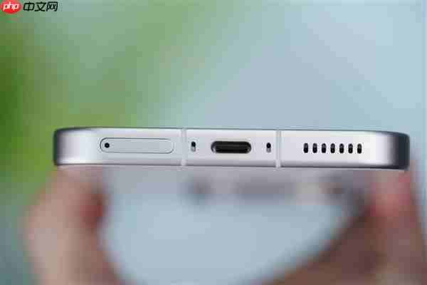 首发2K三星珠峰屏 一眼通透！iQOO 15图赏