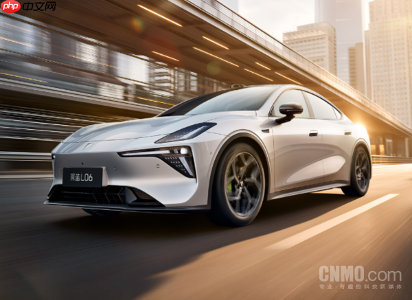 深蓝L06成为安兔兔车机跑分榜第一!成绩突破160万