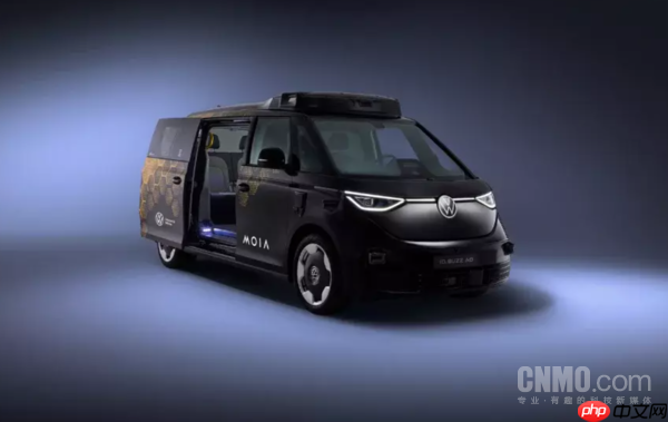 柏林启动无人驾驶巴士试点项目 基于大众id. buzz