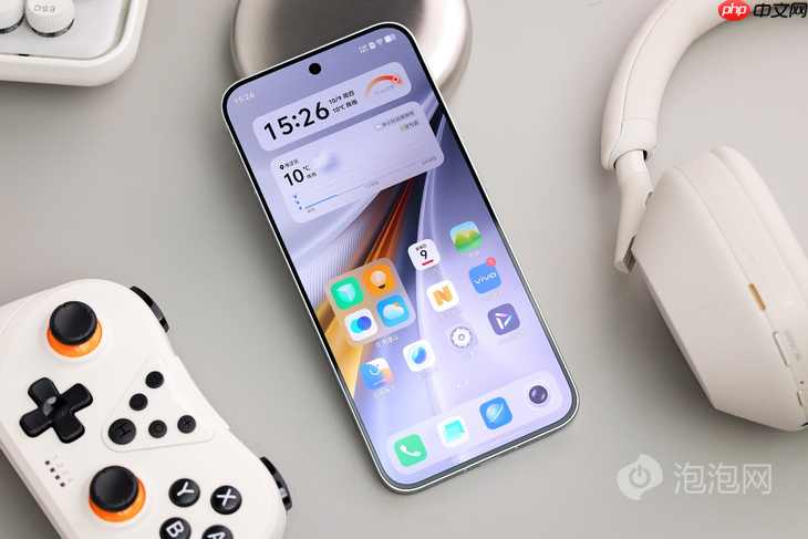 iQOO 15开售:2K珠峰屏+自研Q3芯片 重塑手游视效新标杆