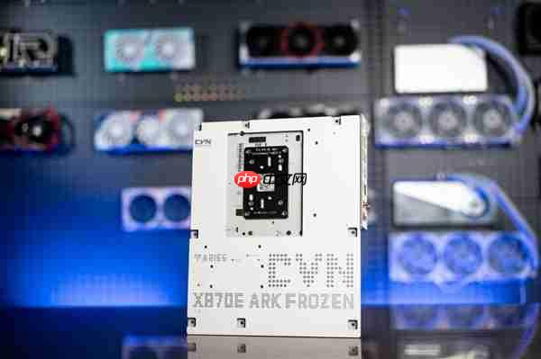 纯白只要2399元！七彩虹首款AMD X870E高端主板开卖