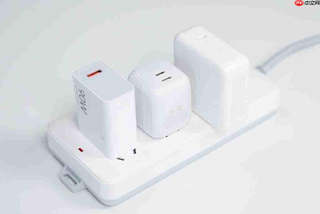 充电器用完到底拔不拔?贝尔金 67W 零耗智充给了我一个“懒”出天际的答案