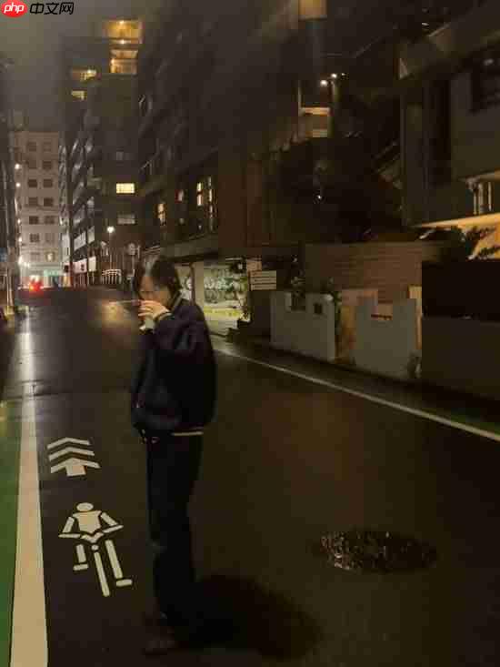 《寂静岭f》女主晒出新美照！优雅从容又俏皮十足