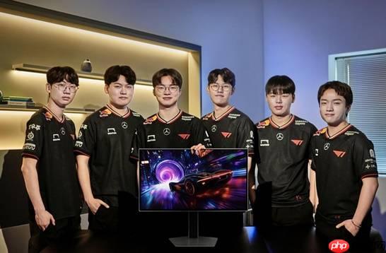 三星携手传奇战队T1:双十一签名显示器臻品拍卖启幕,尖端装备助燃竞技梦想