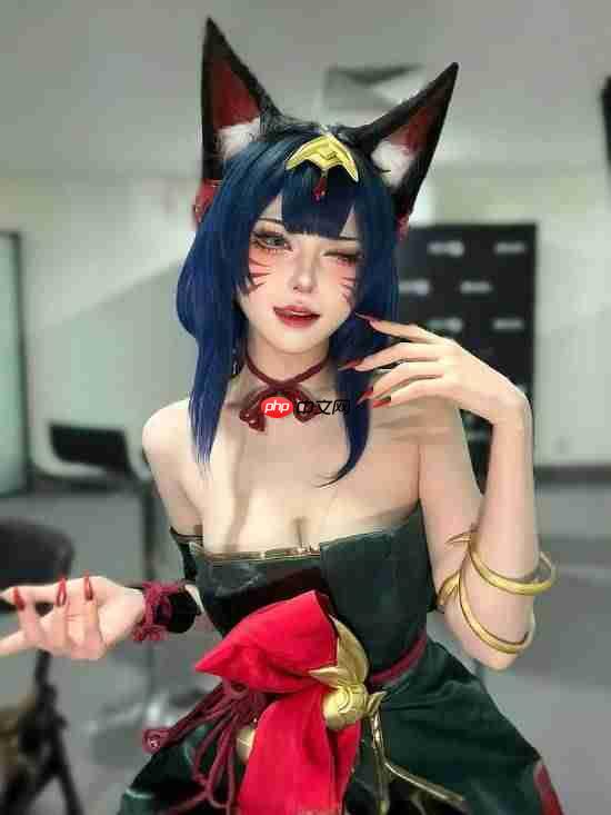 两位韩国Coser演绎LOL阿狸！你更喜欢谁的版本？