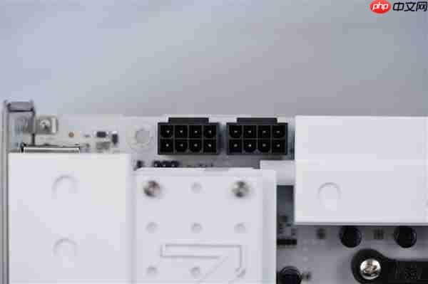 白色高颜值主板！七彩虹CVN B850 ARK FROZEN v14方舟图赏