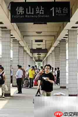 咖啡厅设计灵感:简约与美学融合