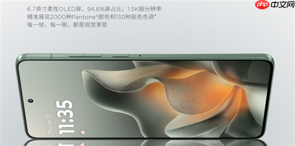 国补1929元起！联想moto X70 Air预售：比iPhone Air更轻更薄