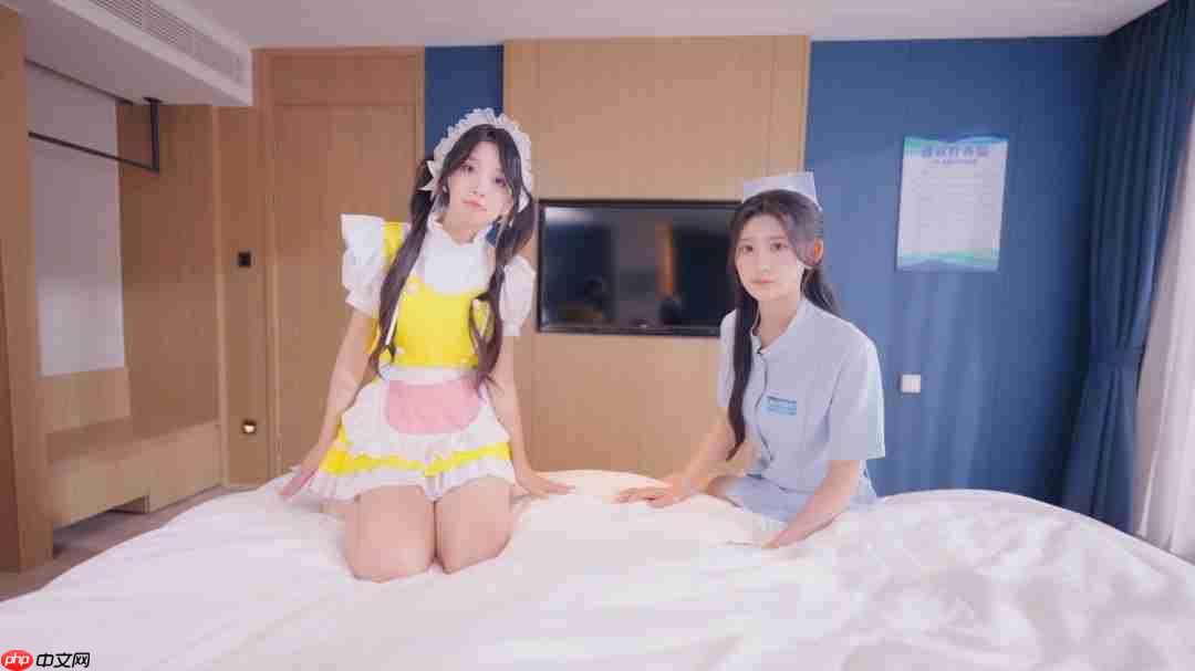 国产真人互动影游《炽澜号》发售 性感美女被捆绑