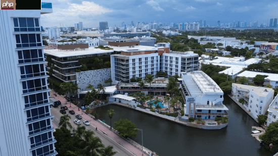 圣地巡礼《GTA6》!未发售就有博主前去参观游戏场景原型