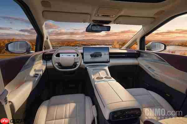 小鹏X9超级增程全球首发63.3度电池 纯电续航达452km