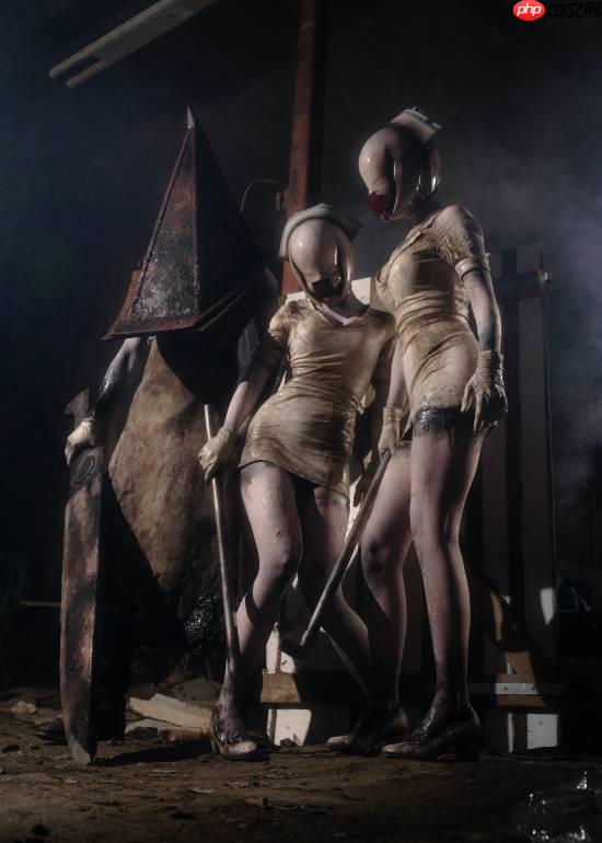 《寂静岭2》超神COS!泡泡头护士完美还原