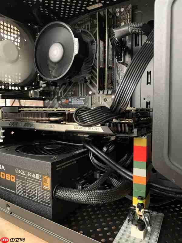 玩家公认的最强显卡支架:居然是一部经典诺基亚手机!