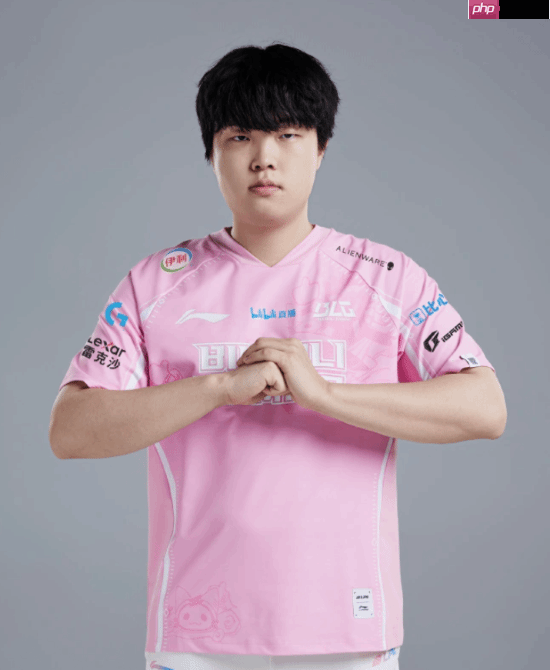 Bin哥接受采访“忏悔认罪”登热议榜第一！有网友表示心疼