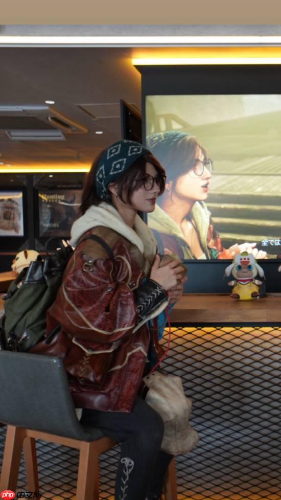 《怪物猎人:荒野》阿尔玛COS:眼镜看板娘是谁爱了?