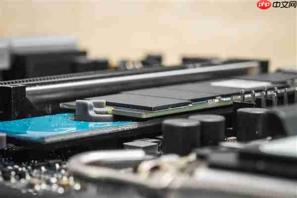 QLC硬盘容量提升1000倍 SK海力士研发全新PB级SSD