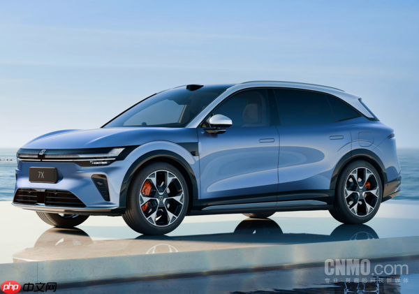 21.98万元起!焕新极氪7X上市 配备十大安全黑科技